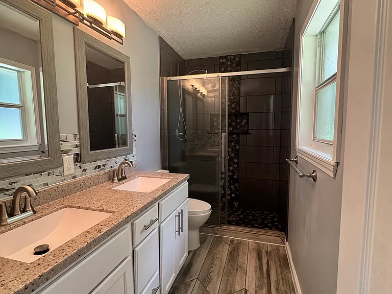 8108 Ridgefield Rd — Photo 8