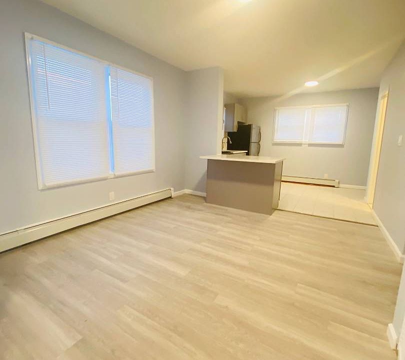 1st image of 88-06 189th St Floor 1