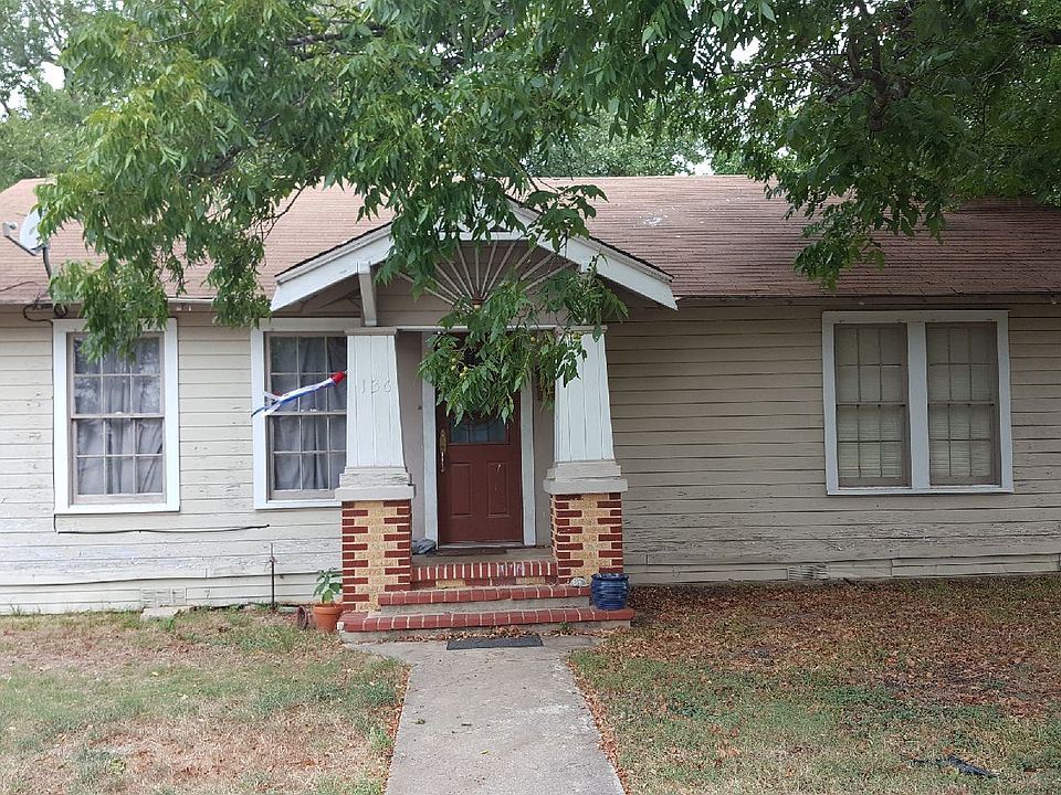 1st image of 136 W Davilla Ave