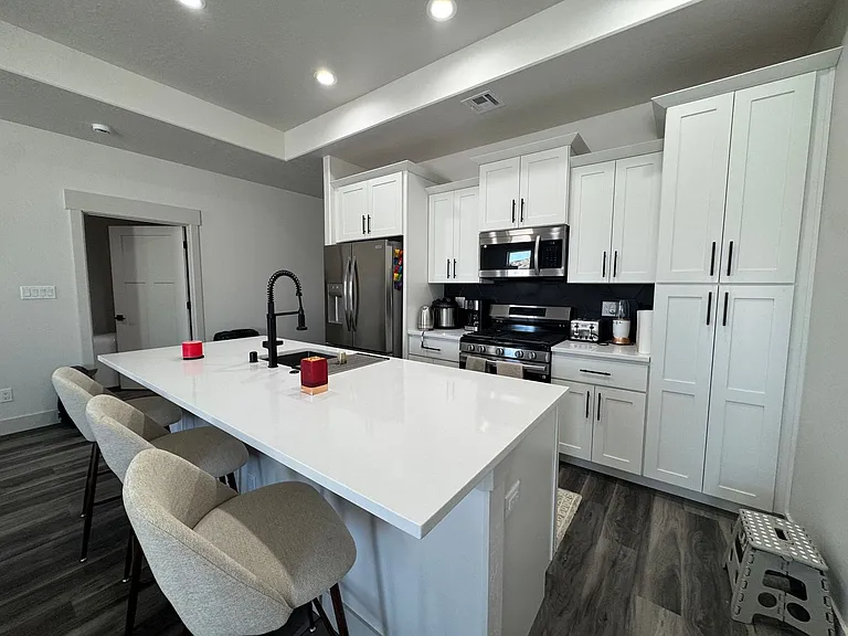2620 Platinum Dr — Photo 4