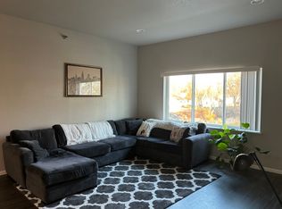 2022 Olive St #1, Cedar Falls, IA 50613