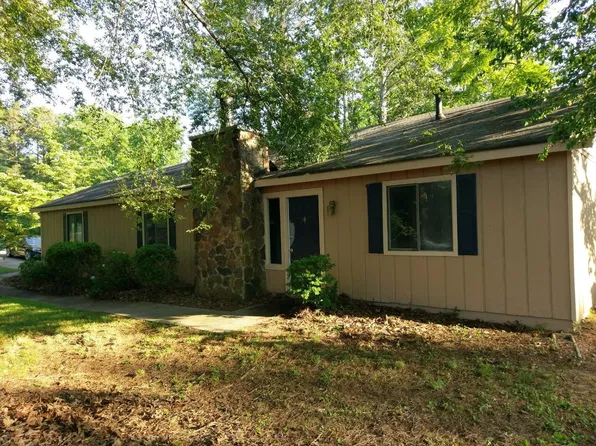 2877 Benton Rd, Lawrenceville, GA 30044