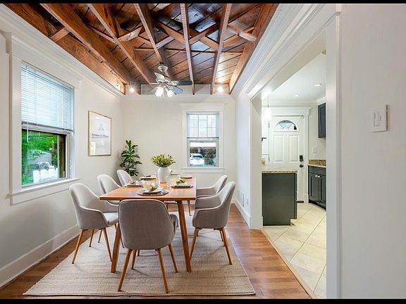 3rd image of 5042 8th St NE