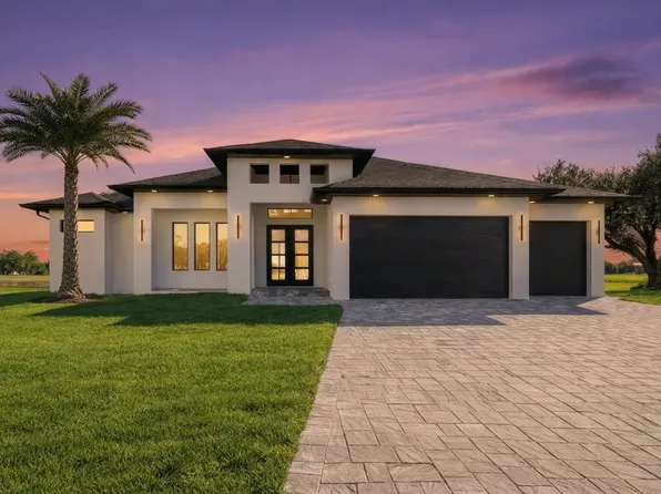 17 Long Meadow Rd, Rotonda West, FL 33947