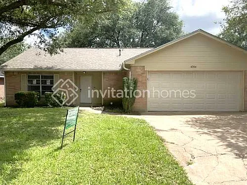 4704 Woodway Ave Photo 1