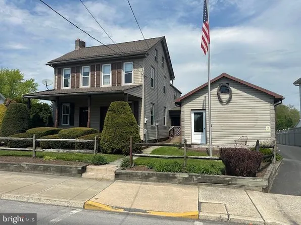 200 E Main St, Terre Hill, PA 17581