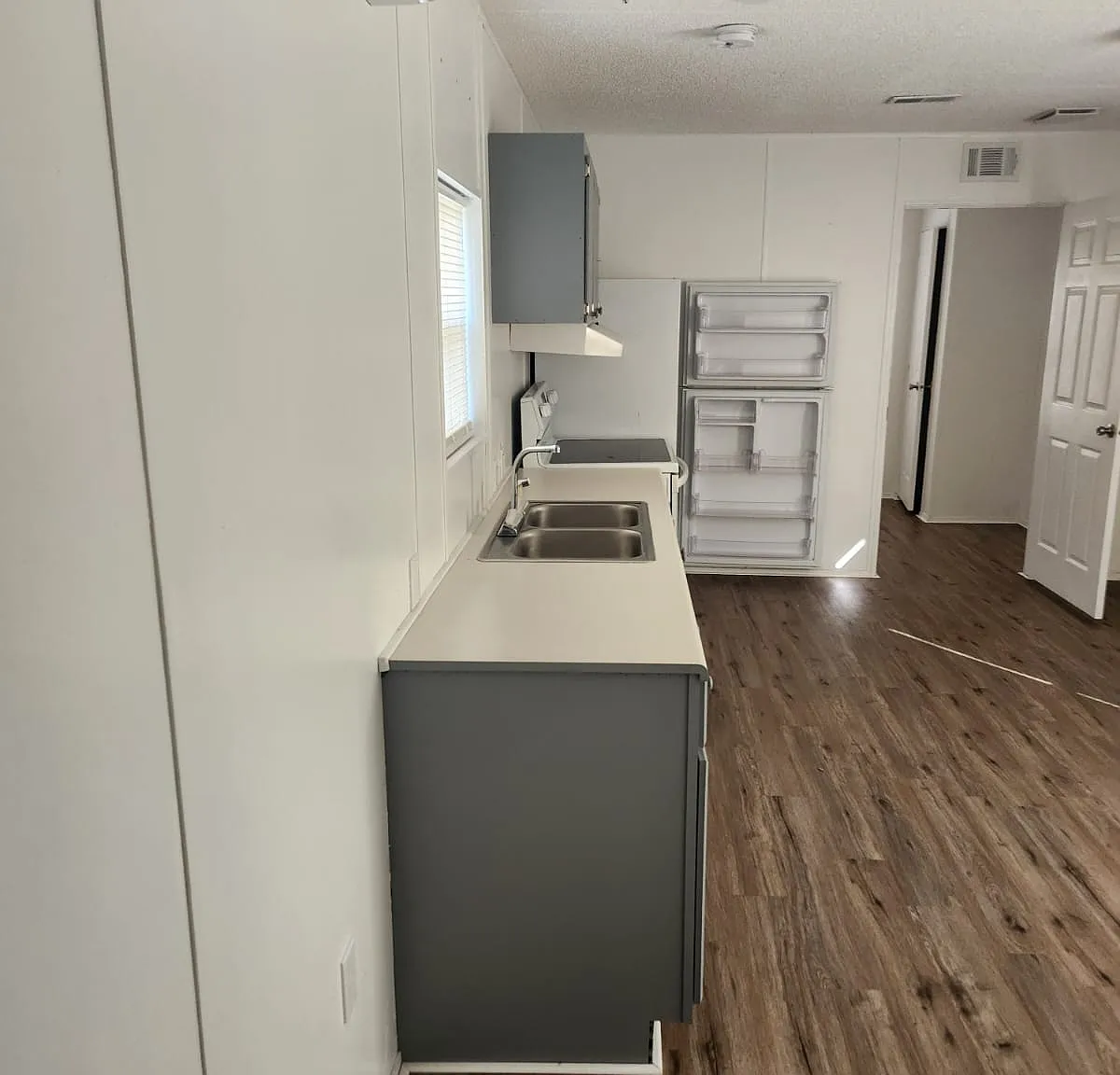 2 bed, 504 sqft, $800 — Photo 3
