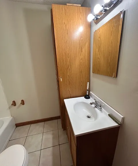 2829 Rutland Ave — Photo 37