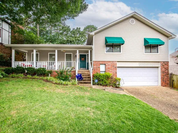 4 Scarlet Maple Ct, Little Rock, AR 72223