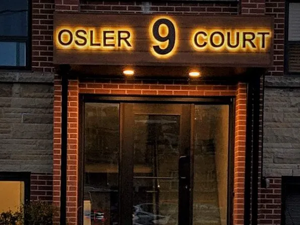9 Osler Ct #5, Dundas, ON L9H 4L2