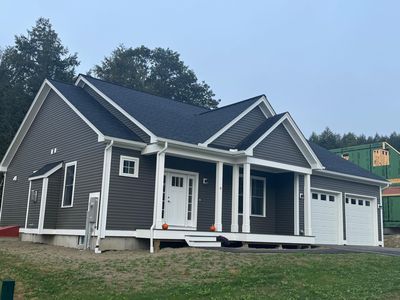 9 Rock Ridge Boulevard, West Lebanon, NH, 03784