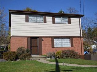 115 Longhorn Dr, Oakdale, PA 15071