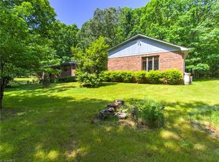 3704 Wood Burn Dr, Greensboro, NC 27406