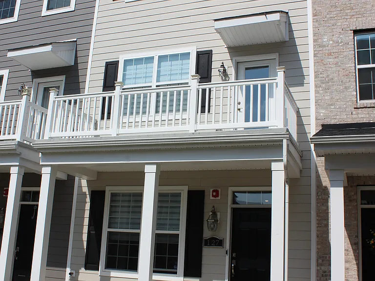 127 Gaslight Aly — Photo 31