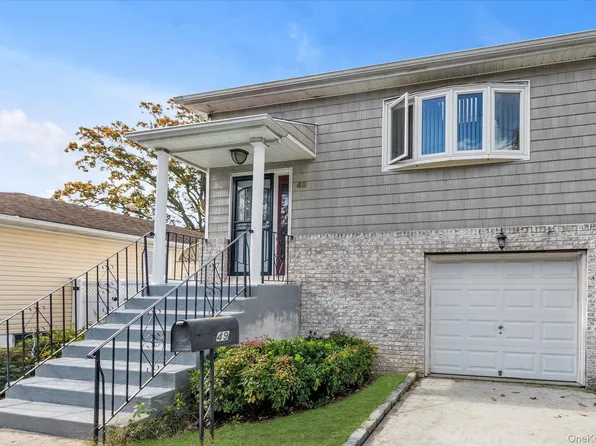 49 Prospect Street, Roosevelt, NY 11575