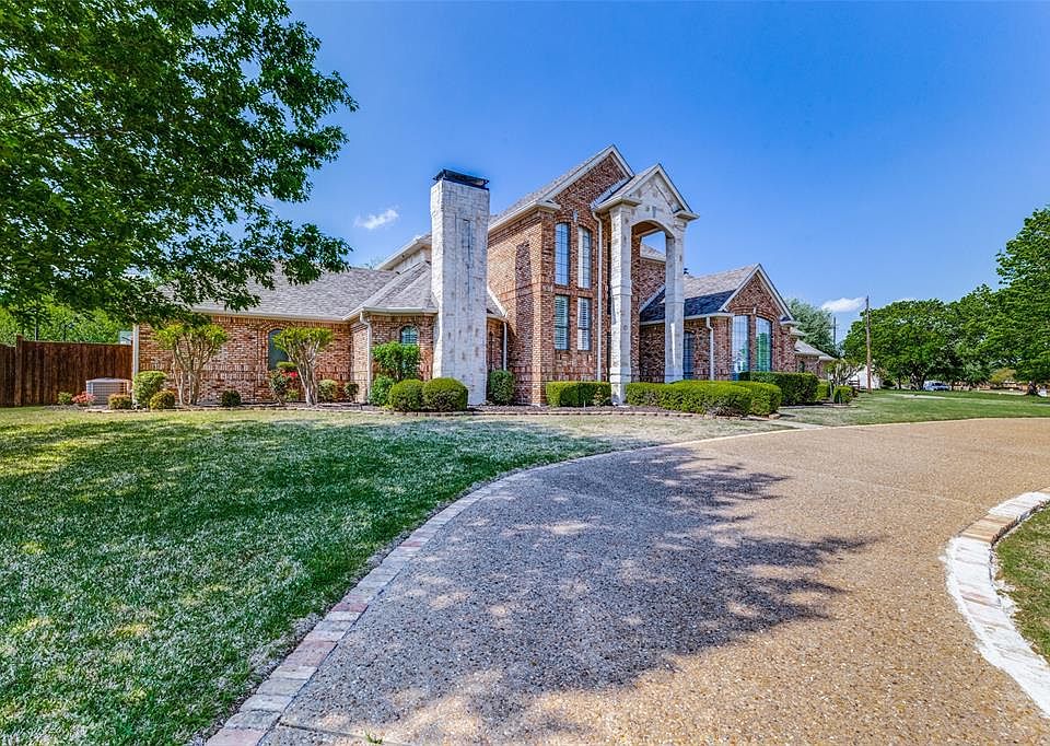 1st image of 211 Sunray Ln