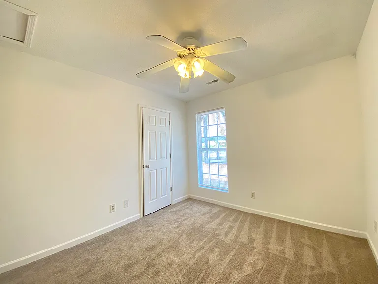 252 Bethesda Rd #A — Photo 6