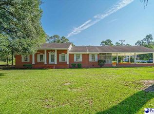 402 N Main St, Nichols, SC 29581