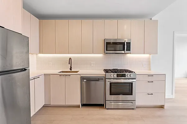 Rented by Living New York | media 33