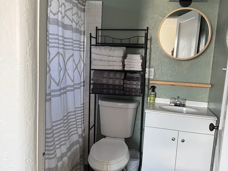 220 N Foch St #4 — Photo 7