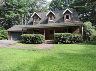 2848 Nuangola Rd, Mountain Top, PA 18707