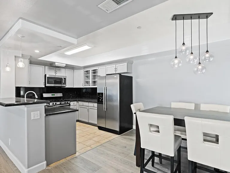 108 Balbach St #4 — Photo 9