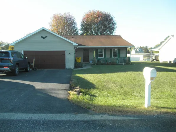 158 Ajit Rd, Friedens, PA 15541