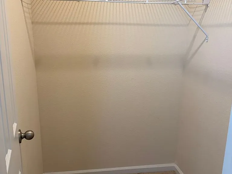 917 Observatory Pkwy — Photo 12