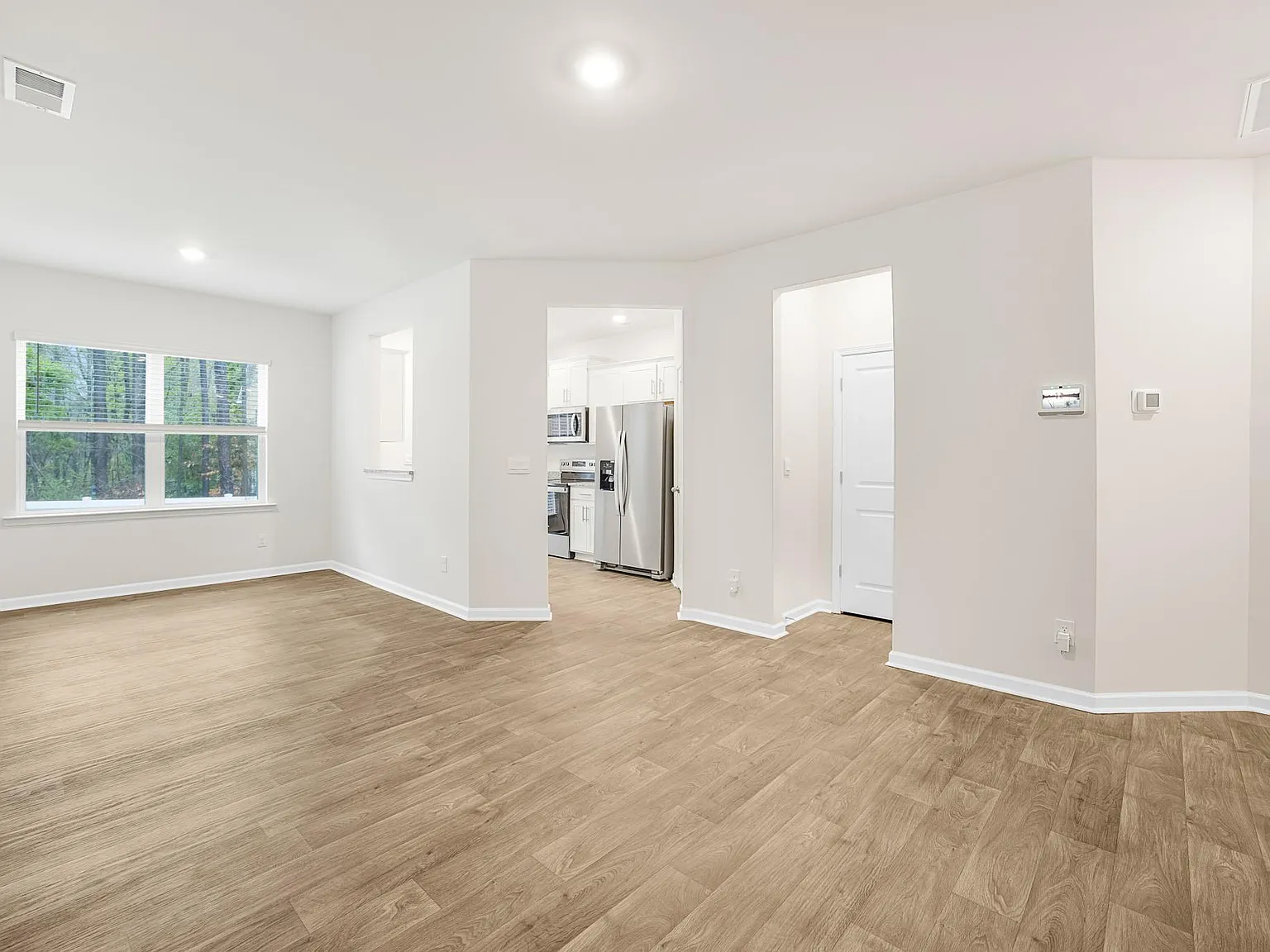 3 bed, 2.5 bath, 1416 sqft, $1,895 — Photo 4