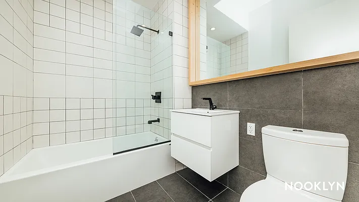 Rented by Nooklyn NYC LLC | media 32