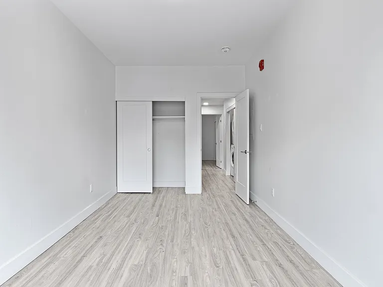 337 Sunnyside Ave — Photo 8