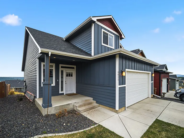 8411 N James Ct — Photo 2