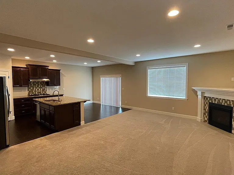 7443 NW Oakfern Dr — Photo 12