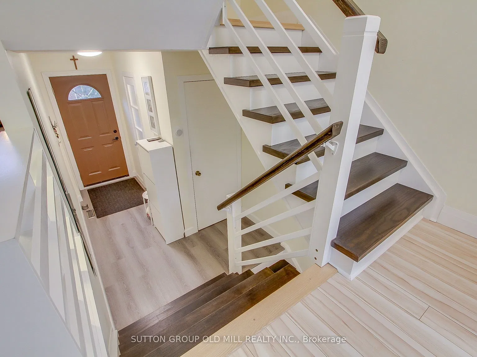 3 bed, $3,500 — Photo 4
