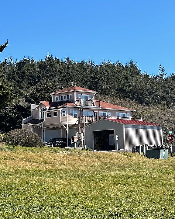 1st image of 142 Lower Pacific Dr
