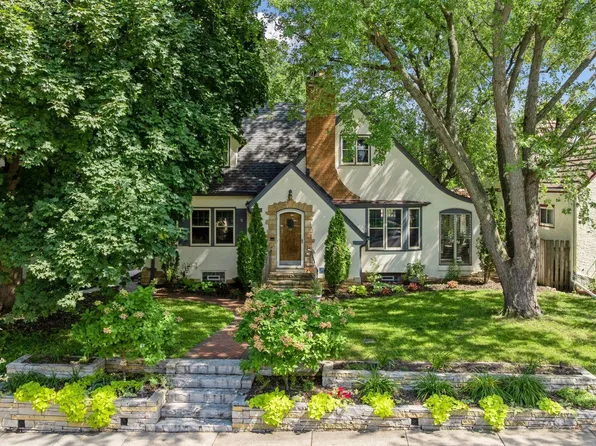 5009 Woodlawn Blvd, Minneapolis, MN 55417