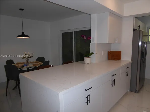 8401 SW 107th Ave APT 130E, Miami, FL 33173