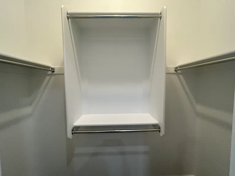 Bedroom4's Walk-In Closet