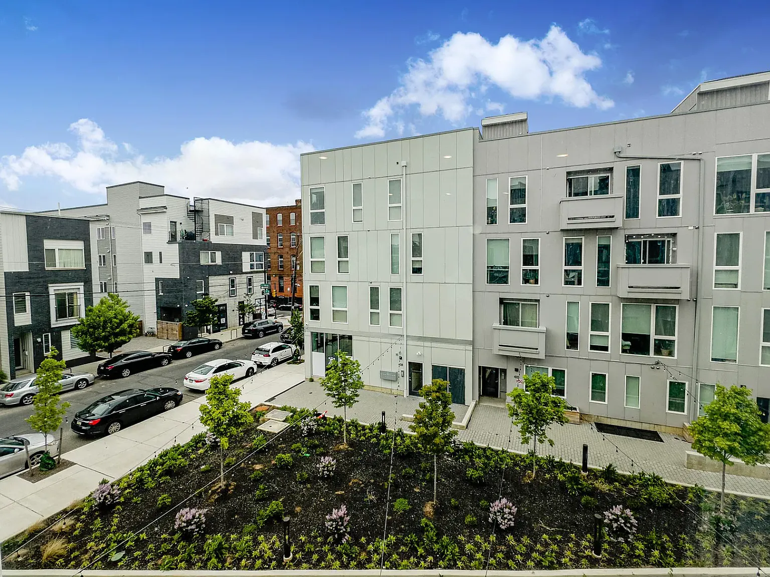 Townhomes on 5th — Photo 4