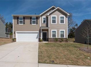 486 Twelve Oaks Ln, Fort Mill, SC 29708
