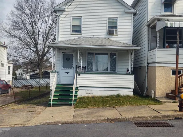 37 Poplar St, Plains, PA 18705