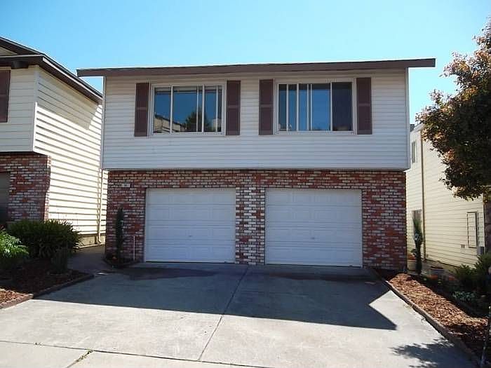 1st image of 81 Morton Dr
