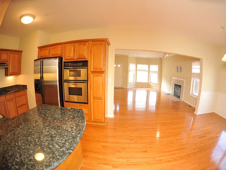 25642 Portico Ln #25642 — Photo 9