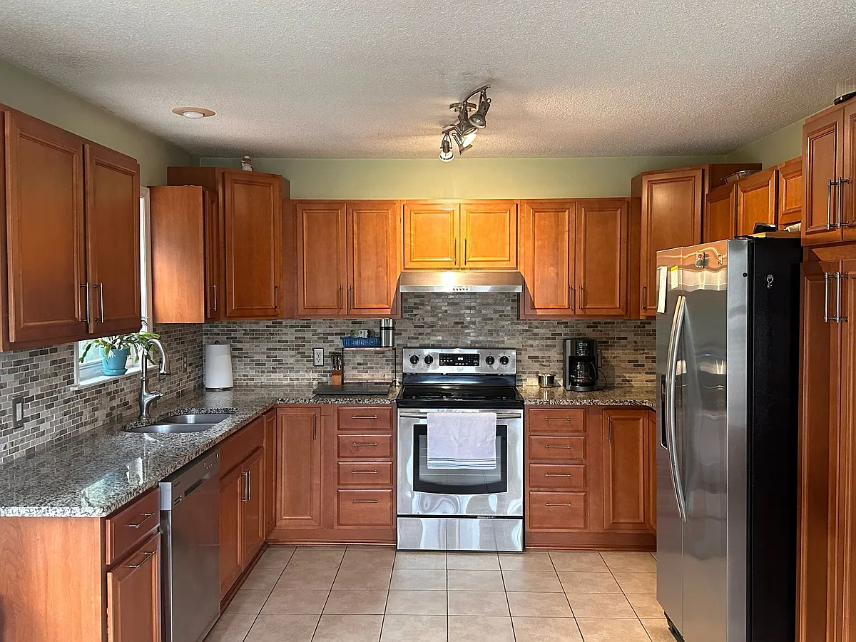 Building Photo - 2837 Bridgeport Dr