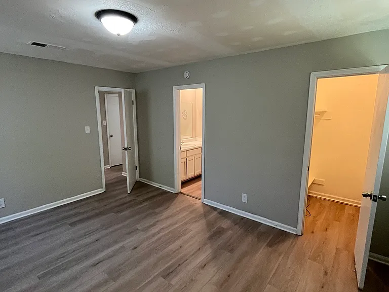5255 Greenwood Ter — Photo 17