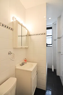 Rented by Stonecrest Realty | media 3