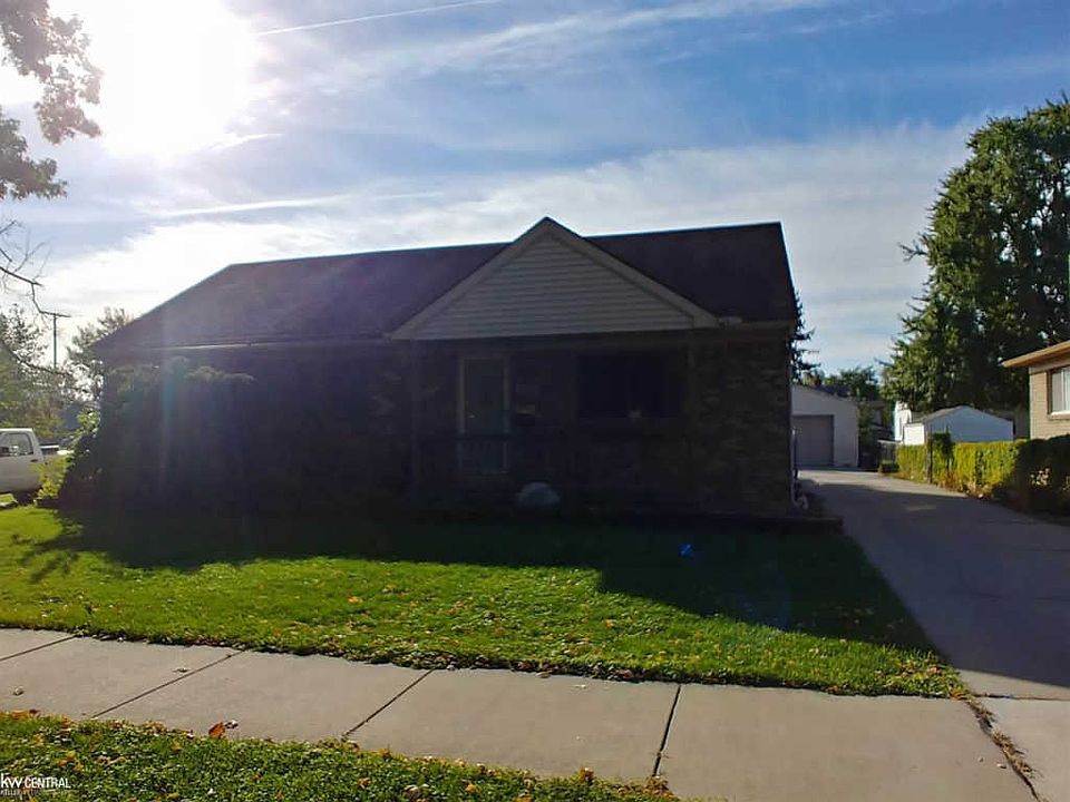 1st image of 19546 Bigelow St