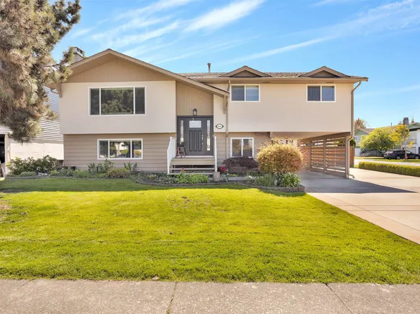 5444 45th Ave, Delta, BC V4K 1L4