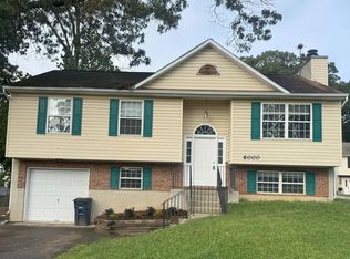 6000 Princess Garden Pkwy, Lanham, MD 20706