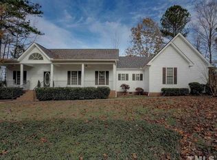 104 Brigsley Cir, Clayton, NC 27527